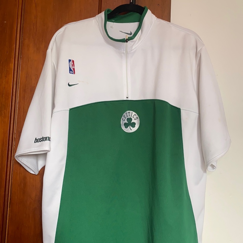 Early 2000s Celtics warmup